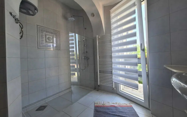Sea View Apartment Povljana