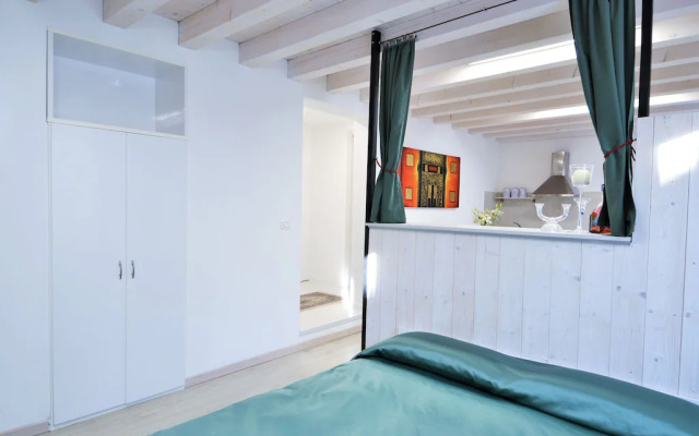 Pleasant Apartment in Miane With Shared Swimming Pool