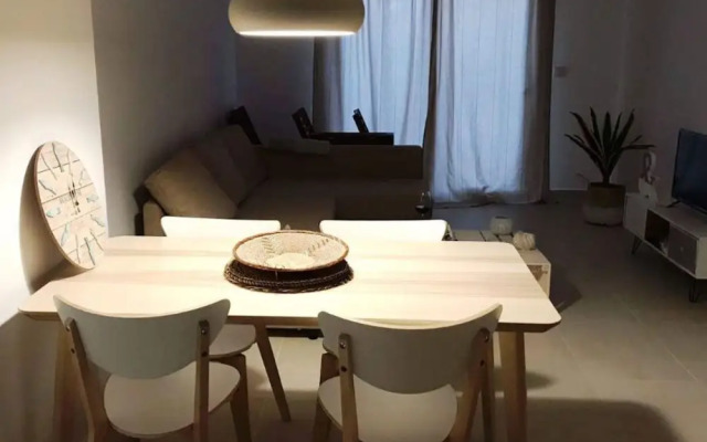 106850 - House in Zahara