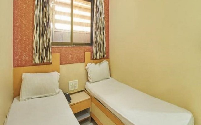 Room Maangta 127 - Andheri