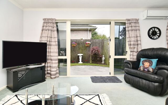 Russley Hideaway CHC Holiday Homes