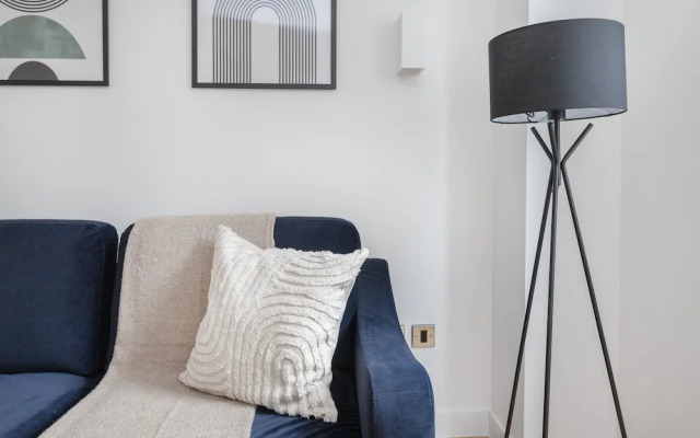 Fitzrovia 1BR with Balcony by Soho