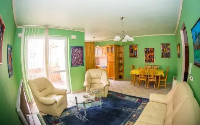 Apartman Era