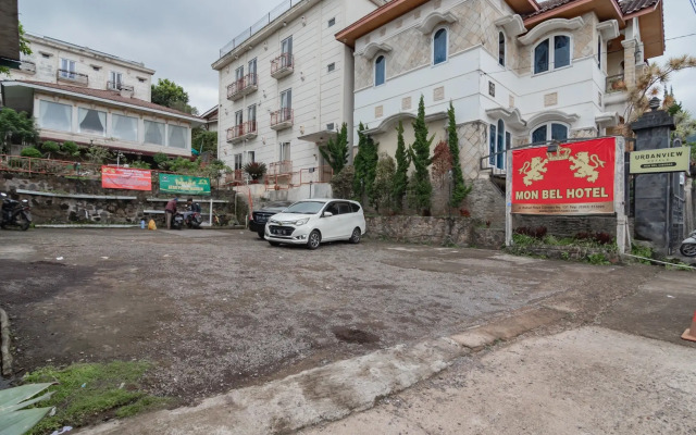 Urbanview Hotel Mon Bel Cibodas