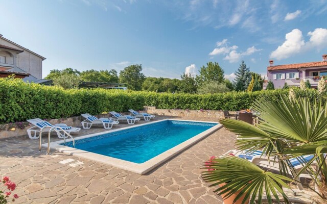 Awesome Home in Labin With Wifi and 4 Bedrooms