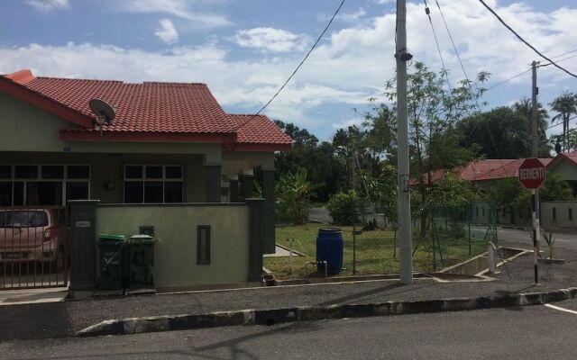 Aushaf Homestay Changlun