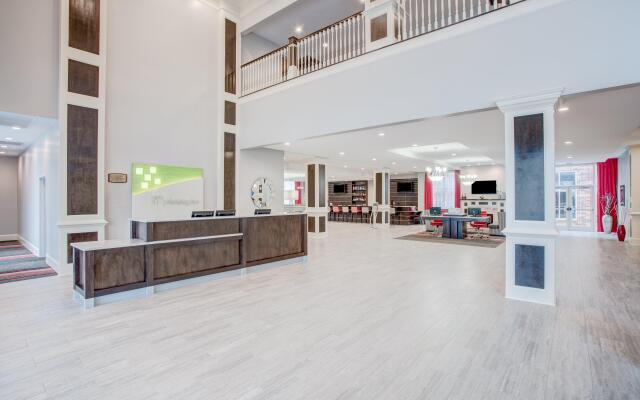 Holiday Inn Hotel & Suites Lafayette North by IHG