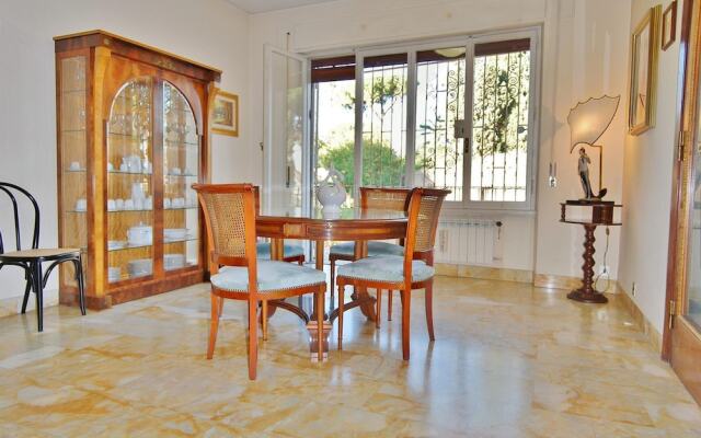 Luminous Trastevere Apartment, Wifi, Balcony, Lift, Parking