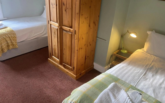 The Elks Head – Whitfield