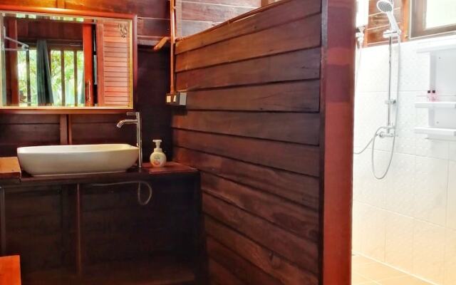 Rustic Charm Suphan