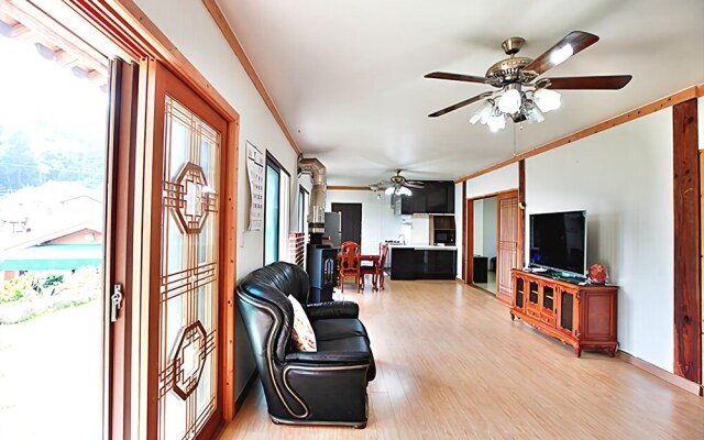 Gapyeong Yujeong Sanbang Pension