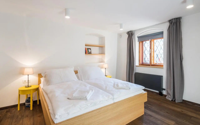 Modern Apartment in a Picturesque 15th-Century Building