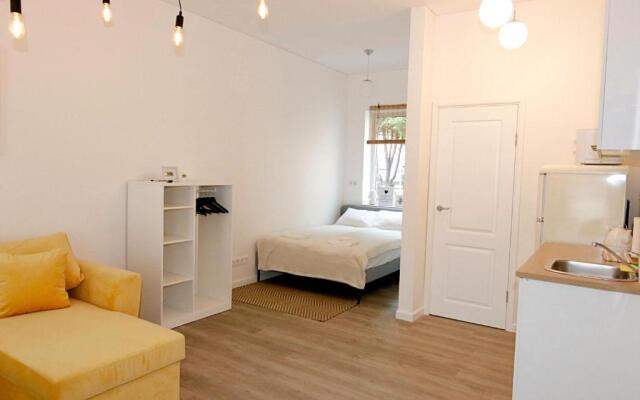 Minimalist Studio Apartments in Old Town by Hostlovers
