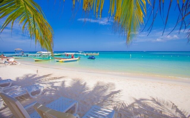 Casa Tortuga 2 Bedroom Home