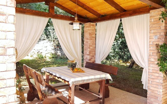 Beautiful Villa Near Opatija 800M From The Sea With Private Pool And Grill Area