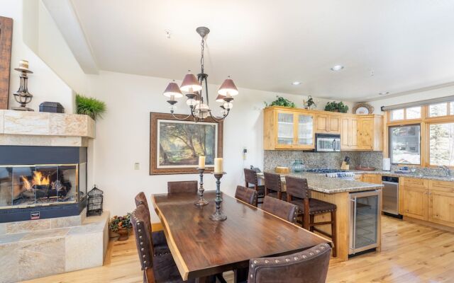 Aspen Ridge 6 3 Bedroom Townhouse by Alpine Lodging Telluride