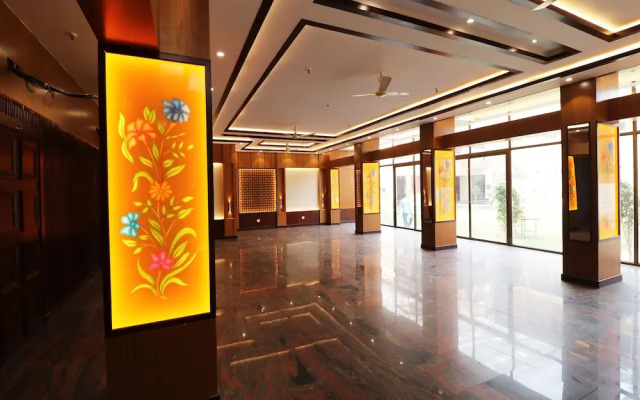 Oyo 36075 Jjk Rukmini Vilas Hotel And Banquet