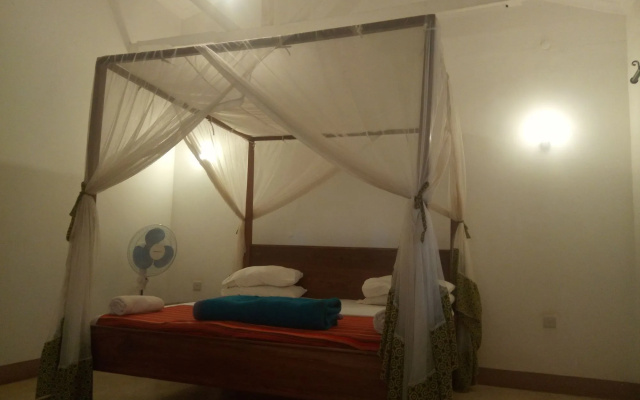 Honey Badger Lodge