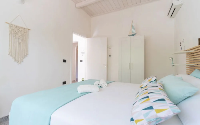 2473 Villetta Seaside by Barbarhouse