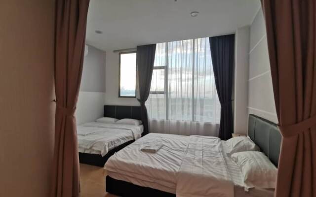 Manhattan Suite ITCC Penampang