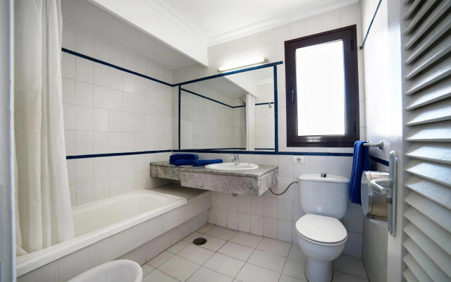 Apartamentos Plaza Azul
