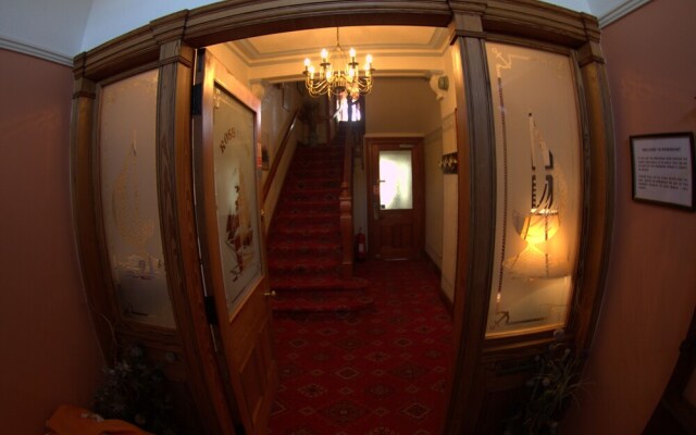 Rosemount Hotel