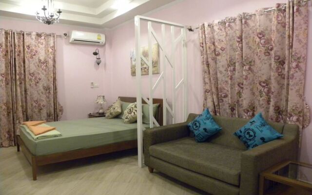 Bangchong Marina Resort