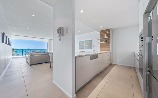 86 Whisper Bay Resort