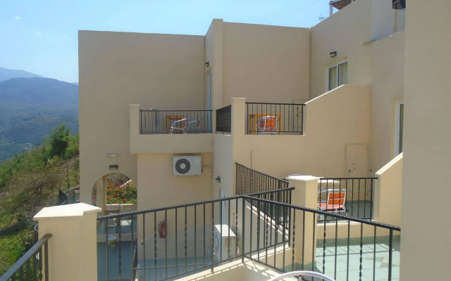 Apartment Hotel Irida