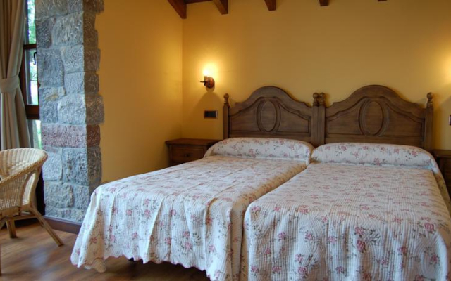 Casas de Aldea Peñanes