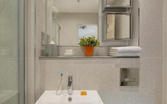 Q Square by Supercity Aparthotels
