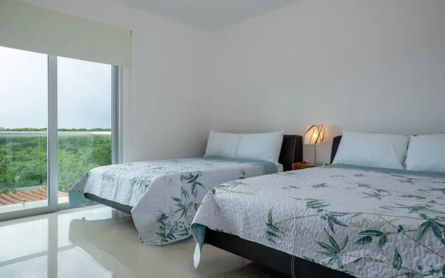 Mareazul 2 Bedroom Condo