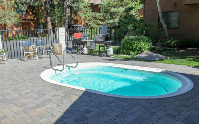 Snowflower #68 Condo