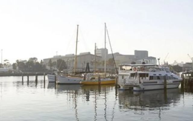 Harbourside Apartments
