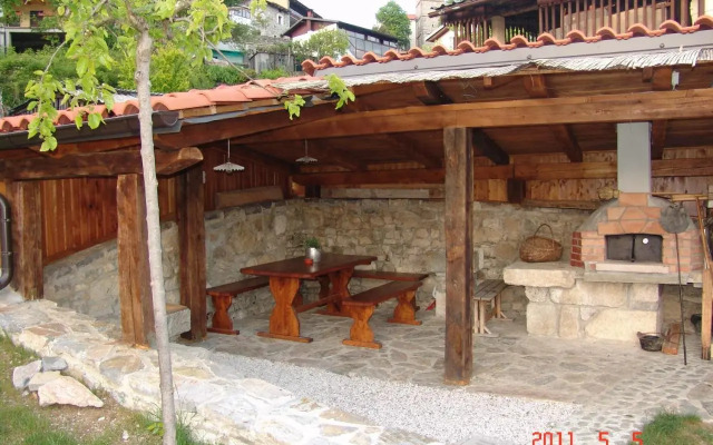 Apartments Tonkli