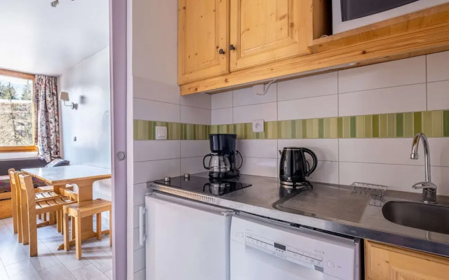 Mountain View Apartment in Doucy