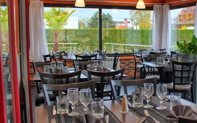 Contact Hotel Le Seino Marin