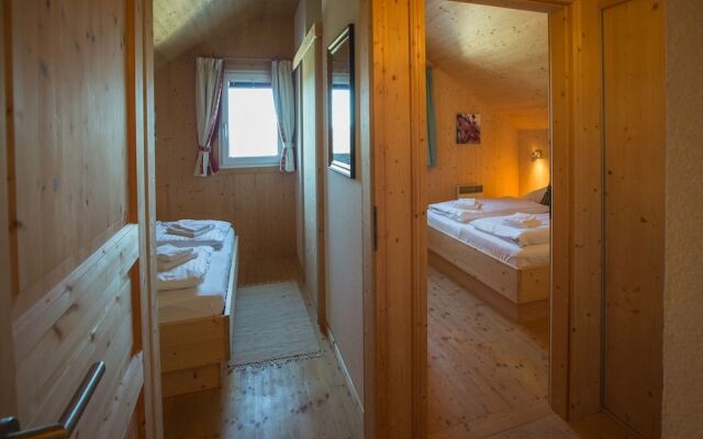 Wooden Chalet in Klippitztrl near Ski Area