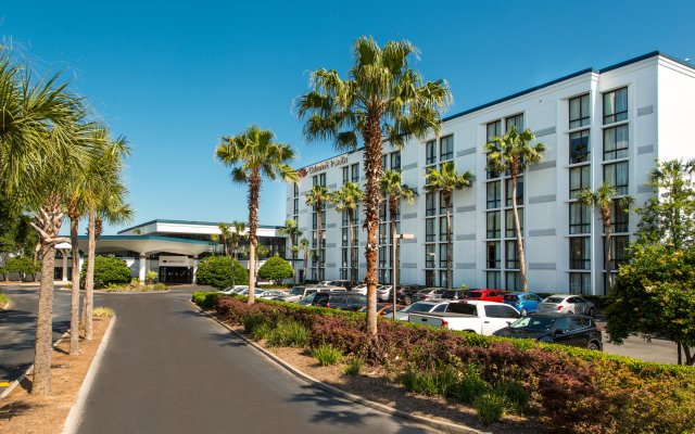 Crowne Plaza Hotel Jacksonville Airport/I-95N, an IHG Hotel