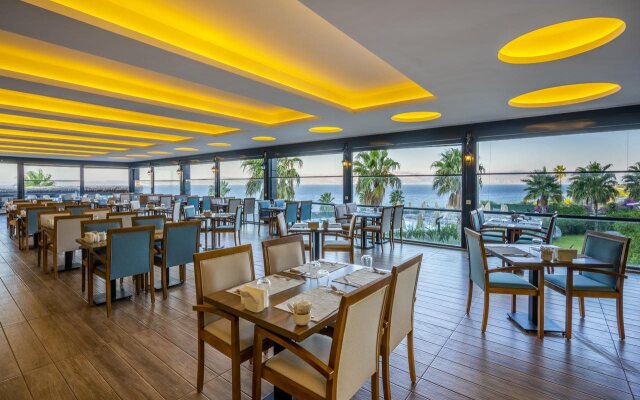The Nowness Luxury Hotel & Spa (Adults Only 16+)