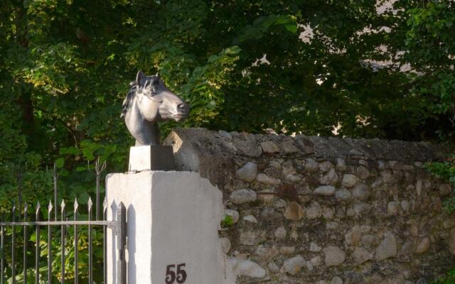 Le Relais