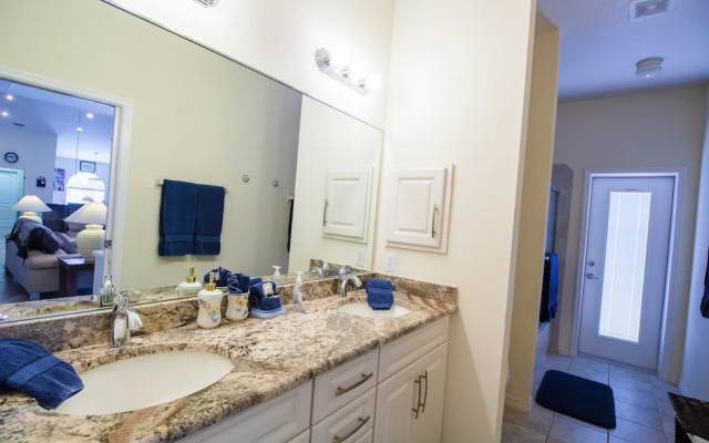 Eagle 3 Bedroom Home by Redawning