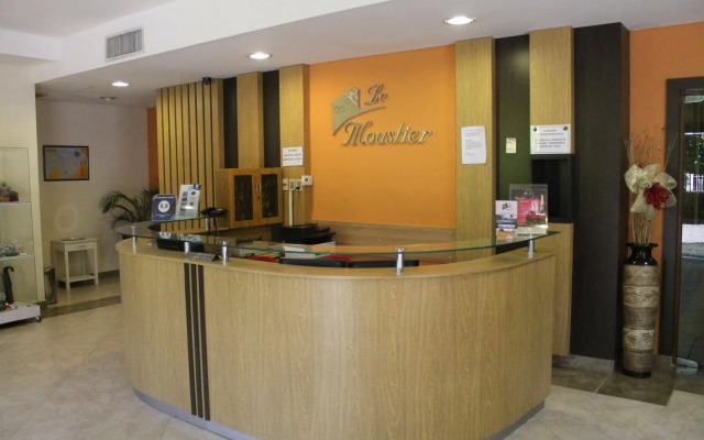 Le Moustier Suites
