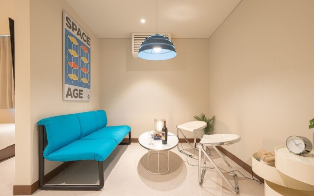 Time Terminal Hotel Daejeon 1st by Aank