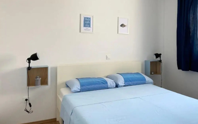 Žare - With Garden - A3