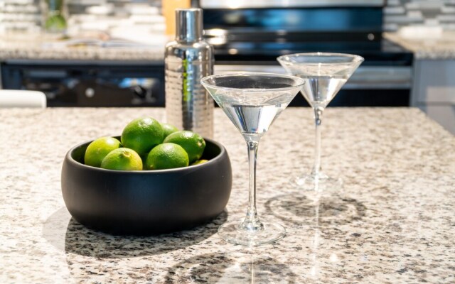 Park Avenue Condos by Barsala