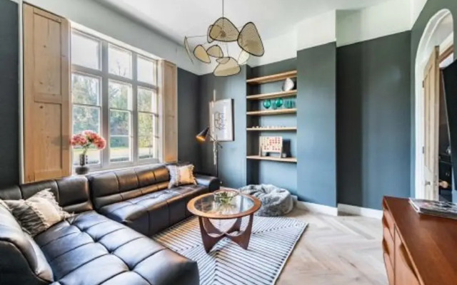 Host Stay Bressingham Lodge