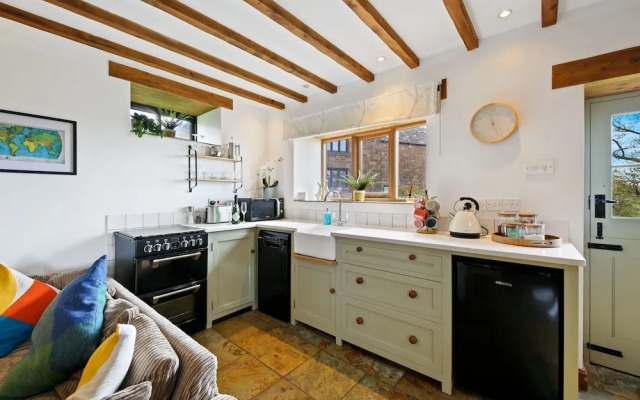 Host Stay Little Barn - Upper Hulme