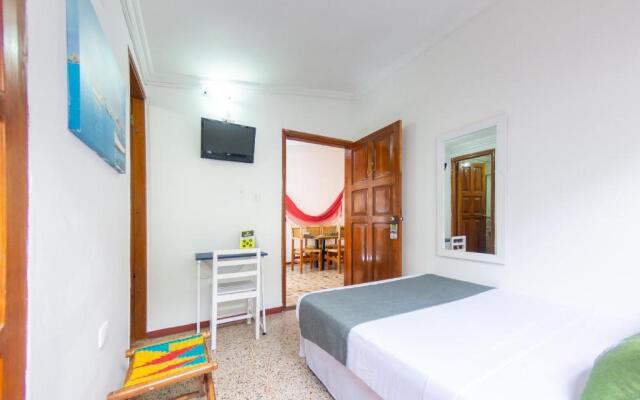 Hotel Ayenda Casa Cano 1805