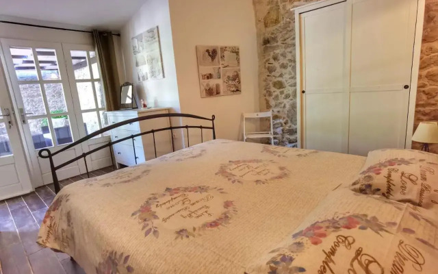 Holiday Home Dvori Dida Mile